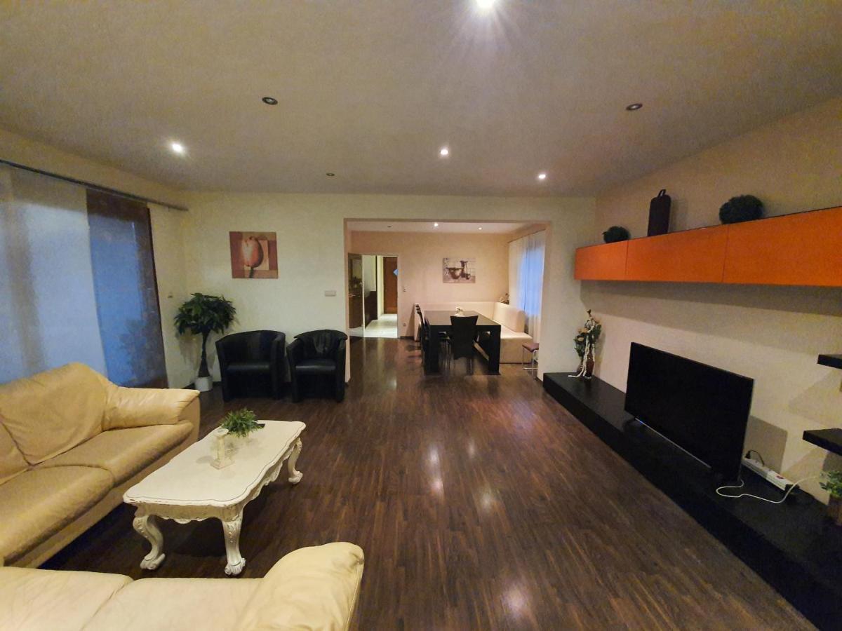 Apartment Bei Hamburg Bis 10 Personen Mit Terasse Und Gartennutzung. Buchholz in der Nordheide Εξωτερικό φωτογραφία